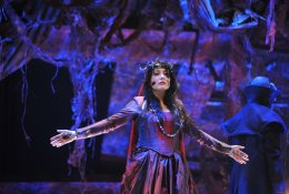 „Skrajojančio olando“ Zenta – garsiausių operos teatrų graibstoma Manuela Uhl iš Vokietijos