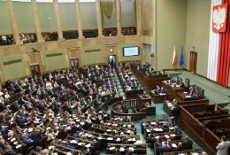 Lenkijoje bręsta permainos: byra valdančioji koalicija