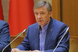 Seimo teisininkai: siūlymas įteisinti Statute šešėlinę Vyriausybę prieštarauja Konstitucijai