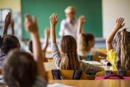 Nuo sausio 1 d. pedagogų atlyginimai augs ne mažiau kaip dešimtadaliu