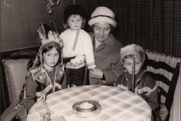Romano „Anželika. Angelų markizė“ kūrėja ir jos mūza
