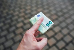 Socialinių paslaugų srities darbuotojams – didesni atlyginimai