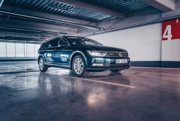 Nuo balandžio brangs automobilių stovėjimas daugelyje Kauno gatvių