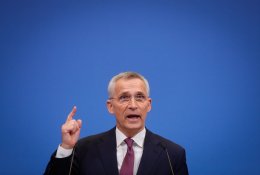 NATO: Rusijos pajėgos persigrupuoja puolimui