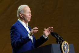 J. Bidenas apkaltino Rusijos kariuomenę Ukrainoje vykdant genocidą