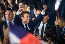 E. Macrono laukia lemtingi parlamento rinkimai