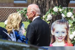 J. Bidenas pasakė „Gana!“ smurtui naudojant ginklus