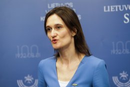 Seimo pirmininkė: tai, kad pandemija gali sugrįžti nauja jėga, neturėtų stebinti, bet šiuo metu drastiškų priemonių nereikėtų
