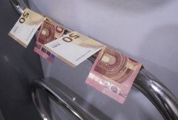 Laikinai siūloma taikyti PVM lengvatą šildymui, elektrai ir dujoms