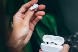 Belaidžių ausinių pokyčiai: funkcijos ir savybės, į kurias verta atkreipti dėmesį