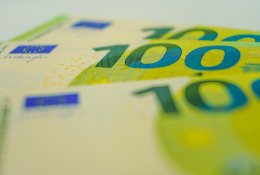 Per pusmetį valstybės ir savivaldybių biudžetai surinko beveik 2 mlrd. daugiau pajamų nei pernai