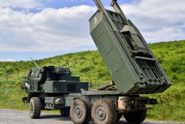 JAV perduos Ukrainai dar daugiau „Himars“ sistemų