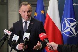 A. Duda: Lenkijoje nukritusi raketa veikiausiai buvo Ukrainos oro gynybos sistemų dalis