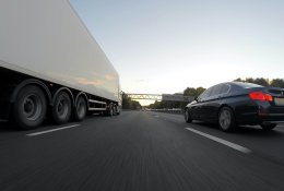 Vežėjų ir ministerijos ginčas: daugiau kvotų trečiųjų šalių piliečiams nebus, jei negerins darbo sąlygų