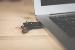 Ekspertas perspėja vengti vienos grubios klaidos naudojant USB: galite ne tik prarasti duomenis, bet ir sugadinti įrangą