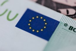 ES valstybės privertė Vengriją atsisakyti veto dėl pasaulinio minimalaus pelno mokesčio