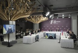 V. Zelenskis: Ukrainos vaikai šioms Kalėdoms prašo oro gynybos sistemų ir ginklų