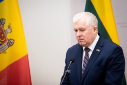 Lietuva didins paramą mokant Ukrainos ginkluotųjų pajėgų karius