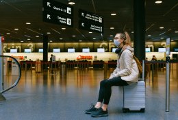 Dėl Covid-19 planuoja sugriežtinti keliavimą iš Kinijos į Europą: Lietuvos tiesiogiai tai kol kas neliečia