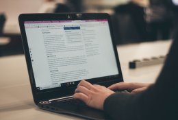 Pamirškite varginantį teksto perrašymą ranka: yra būdas lengvai nukopijuoti tekstą tiesiai iš nuotraukos