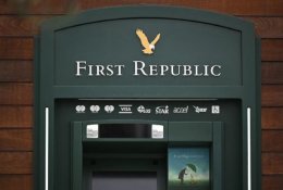 JAV suskubta gelbėti dar vieną banką