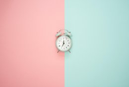 Kaip lengviau išgyventi laiko persukimą?