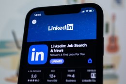 „LinkedIn“ panašėja į „Tinder“: parodykite susidomėjimą ir laukite, kol darbdavys jums parašys