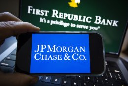 „JPMorgan“ vadovas: banko „First Republic“ perėmimas turėtų padėti stabilizuoti sektorių