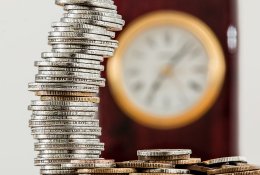 Lietuvos bankas BVP smukimą: toks stiprus susitraukimas nustebino