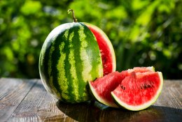 Kaip galima arbūzo žievę paversti skanėstu?
