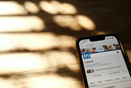 „LinkedIn“ naujovės: darbo paieška pagal vertybes ir profilį tobulinantis dirbtinis intelektas