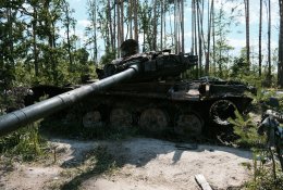 Britų žvalgyba: Rusijos kariuomenė vis dažniau atsisako iniciatyvos fronte