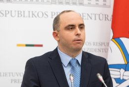 A. Izgorodinas: degalų kainos priklausys nuo padėties pasaulio ekonomikoje, o ne akcizų didinimo