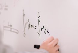 Mokytoja įvertino matematikos brandos egzaminą: nebuvo techniškai sunkių uždavinių, išlaikys ir silpnesni