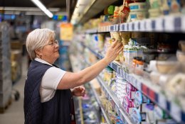 „Maxima“ verčiasi per galvą dėl mažų kainų – mažina pirkėjų mėgstamiausių produktų reguliarias kainas