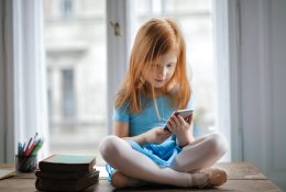 Mokiniai lindi socialiniuose tinkluose? Paverskite tai privalumu