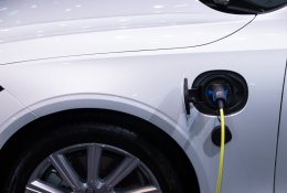 Kaip elektromobilis gali atsipirkti greičiau?