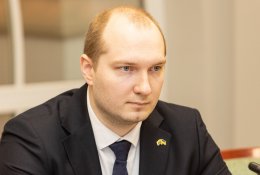 Švietimo ministras: nesu už tai, kad dėl pamokų nelankymo būtų taikomos baudos