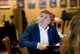 Opozicinės partijos svarsto pasekti iš susitarimo dėl švietimo pasitraukusių „valstiečių“ pavyzdžiu