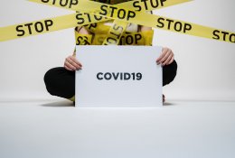 Vis dar nerimsta dėl tikrosios COVID-19 kilmės: spaudžia Kiniją suteikti visapusišką prieigą