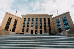 JAV centrinis bankas nusprendė nekeisti palūkanų