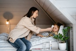 Ligos išmoka vaiko slaugymui: ką svarbu žinoti darželinukų ir moksleivių tėvams?