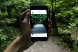 „Facebook“ ir „Instagram“ žada pasiūlyti vartotojams mokamas prenumeratas be reklamų