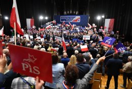 Lenkijos Seimo rinkimai: kaip partijos pasiskirstė mandatus?