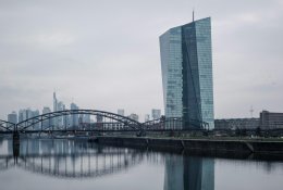 ECB vadovė: per anksti kalbėti apie palūkanų mažinimą
