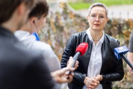 Medikų atstovai apie savižudybių atvejus bendruomenėje: priežastys aiškios – per dideli krūviai ir per maži atlyginimai