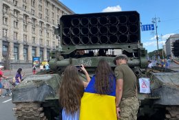Baltieji rūmai perspėja: iki metų pabaigos pagalba Ukrainai baigsis