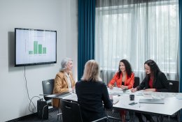 Mažėja pajamų atotrūkis tarp uždirbančių daugiausiai ir mažiausiai