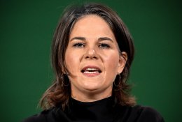 A. Baerbock: Vokietijos biudžeto krizė nepaveiks paramos Ukrainai