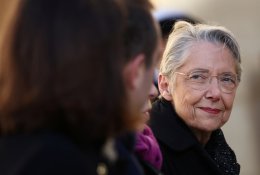 Atsistatydino Prancūzijos ministrė pirmininkė Elisabeth Borne
